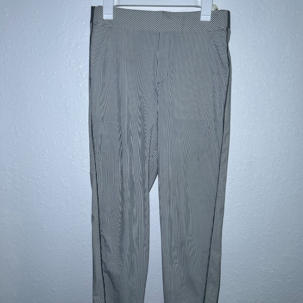 Athleta Brooklyn Textured Gray and White Pinstriped Ankle Pant, Size 8